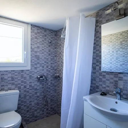 Сasa de vacaciones Anemoperasma - Peaceful In An Olive Grove